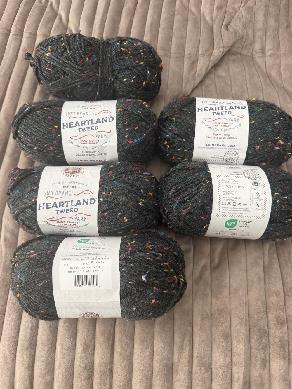 Lion Brand Heartland Tweed Yarn – Black with Multicolor Flecks